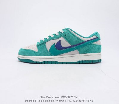 公司级 耐克 Nike Dunk Low 运动鞋复古板鞋 尽情迈步 彰显个性风采 采用天然皮革 经久耐穿 塑就如 年款 Dunk 般的复古质感 鞋头透气孔 搭
