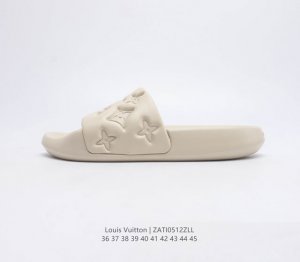 路易威登Louis Vuitton LV 夏季新款休闲拖鞋 最高限定 超软踩屎感 明星同款 网红博主推荐 原版开模 代购版本 环保胶水 水台4.5CM 原版私