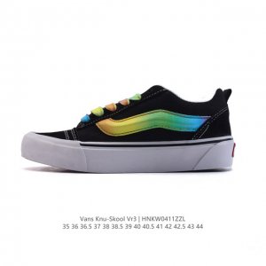 万斯 Vans Knu-Skool Vr3 Lx 面包鞋帆布拼接鞋面。坎普尔 茱利安系列低帮复古硫化休闲运动板鞋“肥胖版大Logo”要说整个年最为热门的鞋型之一