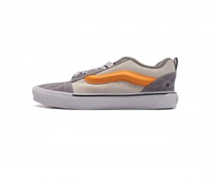 万斯 Vans Knu-Skool Vr3 Lx 面包鞋 坎普尔 茱利安系列低帮复古硫化休闲运动板鞋 肥胖版大logo 要说整个2023年最为热门的鞋型之一 面