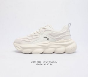 Dior 迪奥 高奢品牌 彰显高级气质 Dior 运动鞋低帮系列复古百搭休闲鞋时尚慢跑鞋厚底老爹鞋 尺码: 39-44 编码 Mnzy0103