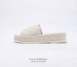 公司级众多明星网红上脚 2021春夏新款Chanel 香奈儿 女士拖鞋 Bi-color Plain Logo Sandals女神款菱格双纹一字平跟小香风凉拖