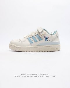 Adidas 阿迪达斯 Forum 84 Low Shoes 饰有摩登细节的forum 经典板鞋运动鞋休闲篮球运动鞋 当adidas Forum篮球鞋初次登上球