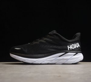 Hoka One One Clifton 8 公路减震防滑休闲跑鞋 1121375 BWHT 这个品牌来自于新西兰的毛利语 HOKA表示大地 ONE ONE表