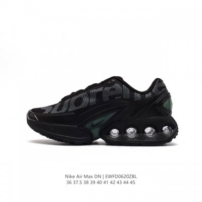 全新Nike Air Max DN 运动鞋 时尚跑步鞋，豆荚造型气垫吸睛！鞋面采用织物材质打造，提供舒适的穿着体验。这款鞋不仅具有时尚的外观，还融合了许多经典的