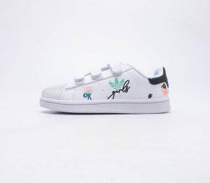 阿迪达斯 儿童运动鞋 ADIDAS SUPERSTAR 三叶草经典贝壳头魔术贴休闲板鞋潮流男女童运动鞋 复古百搭鞋 鞋面皮革材质 标志性的贝壳鞋头 锯齿三条纹