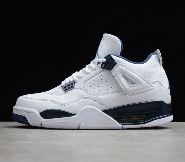 Air Jordan 4 Columbia AJ4 复古哥伦比亚 白深蓝 货号 314254-107 以优质的皮革和精细的做工打造 白色鞋身点缀蓝色细节 呈现