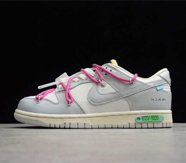 Off-White x Nike 全新联名 Dunk Low THE 50 系列 白灰 DM1602-122 这款配色以白灰皮革鞋身为基底 粉紫色鞋带 蓝色