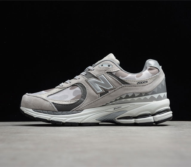 NB Bape x New Balance 2002系列 联名灰迷彩 3M反光 M2002RBG 2021年5月 A BATHINGAPE8 与美国经典运动品