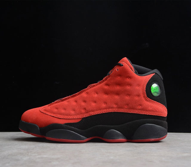 GZ版本 Air Jordan 13 Reverse Bred AJ13 反转黑红 DJ5982-602 亮点在于面板两侧的Gym Red绒面革 延伸至脚趾框