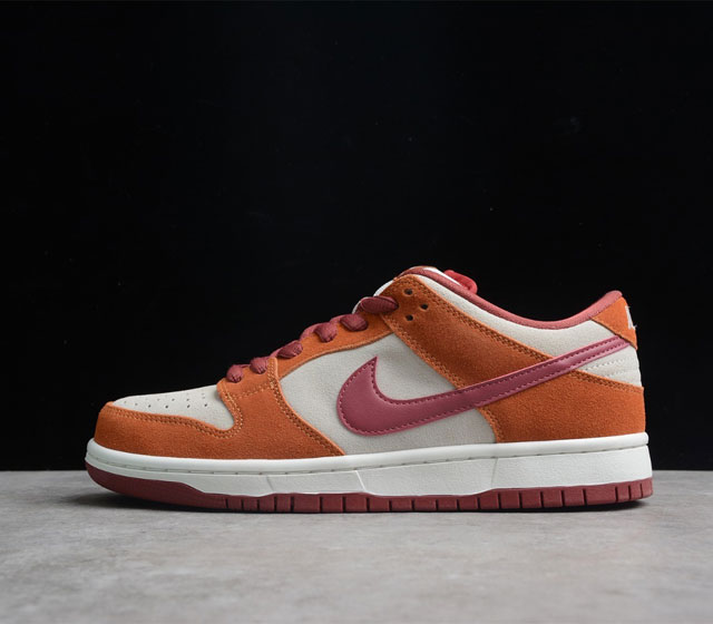 M版本 NK Dunk Low 王一博 棕红 货号 BQ6817-202 尺码 36 36.5 37.5 38 38.5 39 40 40.5 41 42 4