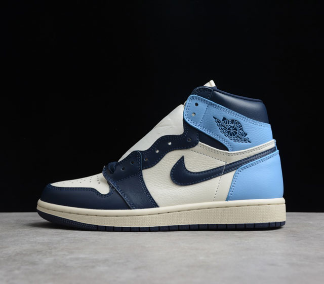 外贸版 A版 Air Jordan 1 Retro High OG AJ1 高帮 黑曜石 555088一140 以深色的黑曜石色调和校园蓝搭配 层次感受更为丰