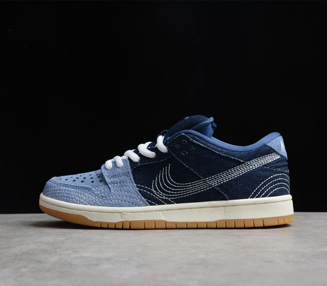 NK SB Dunk Low PRM Sashiko 丹宁牛仔 货号 CV0316-400 整双鞋鞋头部分采用大面积翻毛皮材质打造 鞋身中部以及后跟位置采用牛