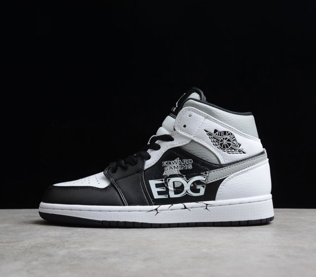 EDG 定制款 Air Jordan 1 Mid White Shadow AJ1 中帮 白眼影 554724-073 庆祝中国EDG电竞战队获得S11全国总