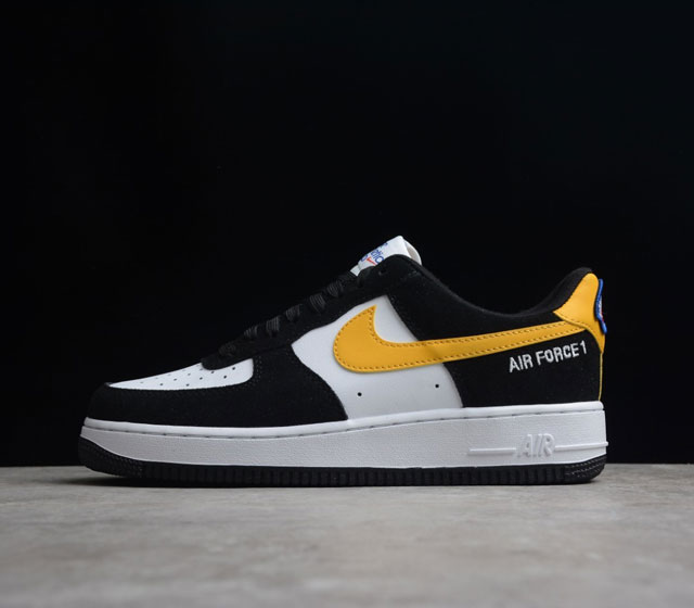 Nike Air Force 1 Low Athletic Club 低帮休闲板鞋黑白黄 货号 DH7568-002 此款 Nike Air Force 1