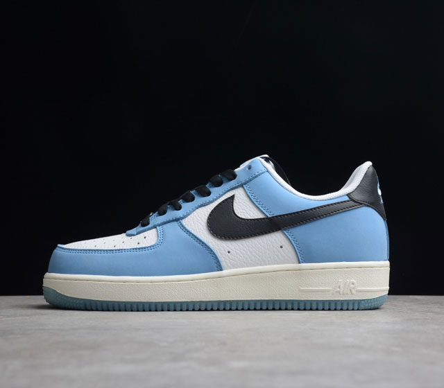 NIKE AIR FORCE 1 LOW SUPREME 休闲低帮板鞋 北卡蓝 货号 556088-136 尺码 36-45