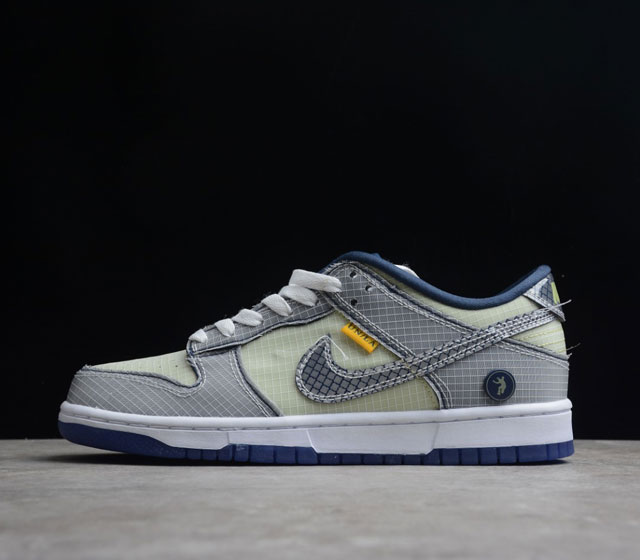 Union LA x Nike Dunk Low 耐克 SB 低帮 联名灰绿色 鞋款整体采用灰色和绿色呈现 而鞋身用料选择了特殊网格透明材质打造 十分清新 在