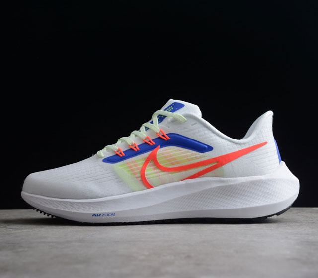 Nike Zoom Pegasus 39 代超级飞马涡轮增压马拉松登月39代休闲运动慢跑 原档案数据开发纸版楦型 内里嵌入定型海绵 中底搭载前Zoom+全掌R