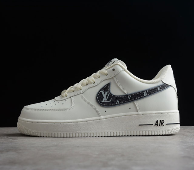 Air Force 1 07 Low 原楦头原纸板 打造纯正空军版型 #专注外贸渠道 全掌内置蜂窝气垫 #原盒配件 原厂中底钢印 拉帮完美 官方货号 KV36