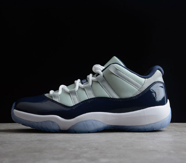 Air Jordan Retro 11 Low Legend Blue AJ11 低帮 乔治城 Legend Blue 的经典构色方案更是进一步增添清爽观感