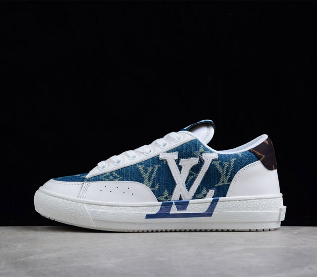 2021ss早春新款 LV Trainer 最新配色运动鞋 原购购入历时近两个月开发打造 配色超好看 完美楦型 调试了两个月 鞋面独家订制压纹粒面小牛皮 大底