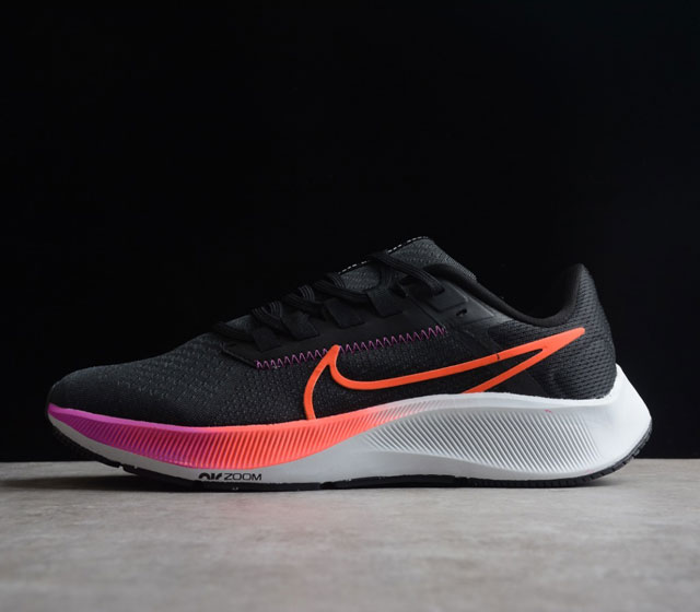 NK Zoom Pegasus 38 登月38代 超轻网面跑步鞋 货号 CW7356-011 尺码 36 36.5 37.5 38 38.5 39 40 40