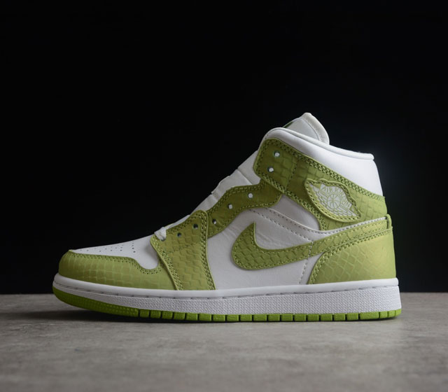 CJ版本 市场天花板 Air Jordan 1 Mid 蛇纹白绿 货号 DV2959-113 中帮系列 全新批次 原装原模大底 全鞋原厂定制皮料 手感细腻正确