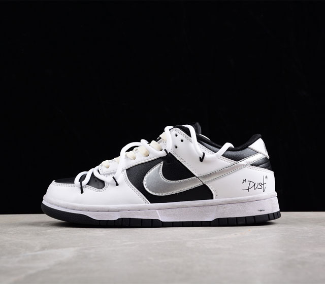 Futura x Nike Dunk Low SB联名 解构绑带滑板鞋货号 DC9560-001 这双鞋带系统延续了今年的代表性风格 保持了 Dunk SB