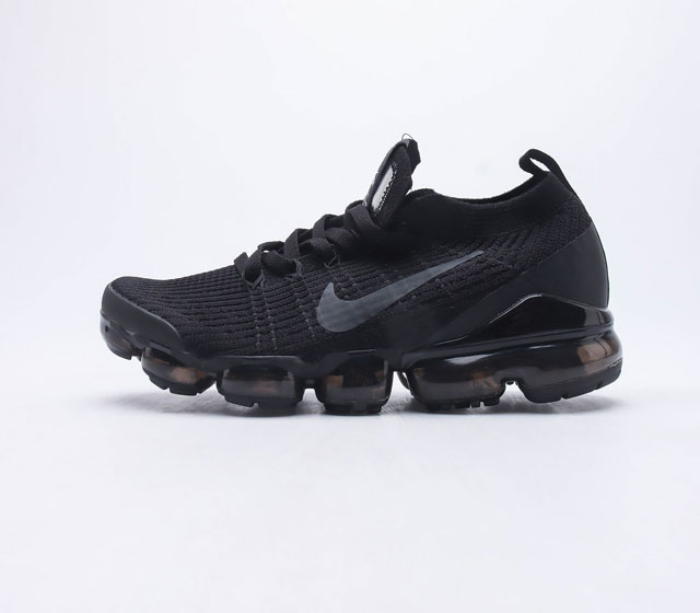 耐克 Nike Air VaporMax 2019 蒸汽大气垫时尚休闲慢跑鞋 全鞋高频针织透气面缓震耐磨休闲跑步鞋 整体设计与现在的 Nike VaporMa