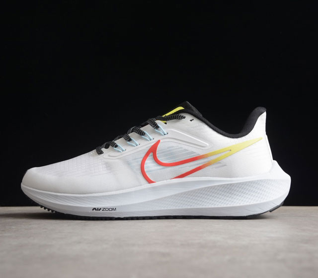 Nike Zoom Pegasus 39 代超级飞马涡轮增压马拉松登月39代休闲运动慢跑 原档案数据开发纸版楦型 内里嵌入定型海绵 中底搭载前Zoom 全掌Re