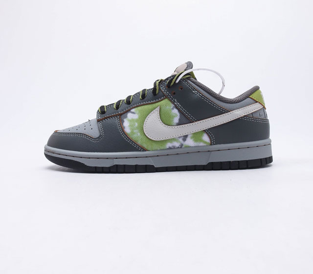 公司级头层皮Nike Dunk Low Retro 运动鞋复古板鞋 作为 80 年代经典篮球鞋款 起初专为硬木球场打造 后来成为席卷街头的时尚标杆 现以经典细