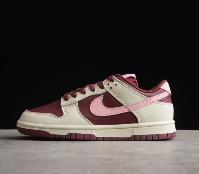 Nike Dunk Low Valentine s Day 扣篮休闲运动板鞋 情人节 甜蜜熊猫 货号 DR9705-100 尺码 36 36.5 37.5 3