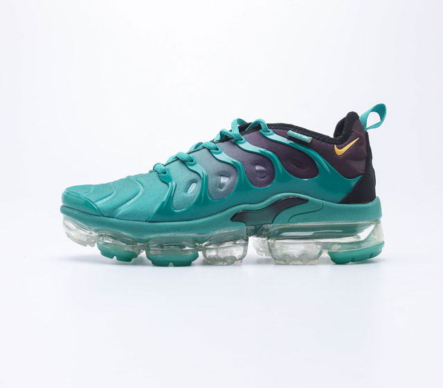 经典配色 全新耐克Nike Air Vapormax Plus 蒸汽大气垫百搭休闲运动时尚慢跑鞋潮男鞋 耐克 原档案Flyknit鞋面 新全掌气垫管道缓震大底