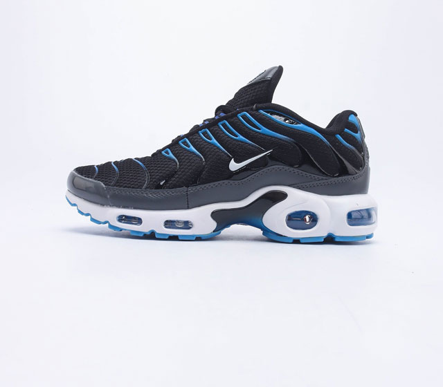 耐克NIKE AIR MAX PLUS 全掌气垫缓震运动休闲跑步鞋 货号 DR7853 码数 36 36.5 37.5 38 38.5 39 40 40.5