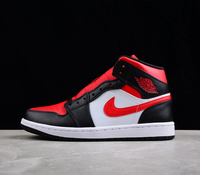 CJ版纯原 Air Jordan 1 Mid AJ1 乔1黑白红 中帮篮球鞋 554724-079 尺码 35.5 36 36.5 37.5 38 38.5