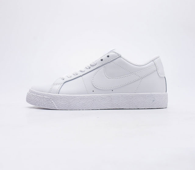 福利特价 耐克 NIKE SB ZOOM BLAZER LOW 开拓者运动鞋低帮板鞋休闲鞋 货号 864349 尺码 36 36.5 37.5 38 38.5