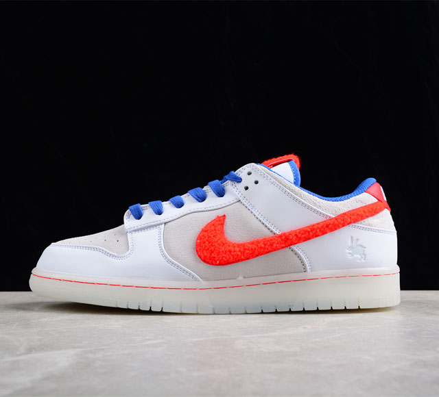 Nk SB Dunk Low 兔年限定 SB低帮休闲板鞋 DR5688-100 尺码 36 36.5 37.5 38 38.5 39 40 40.5 41 4