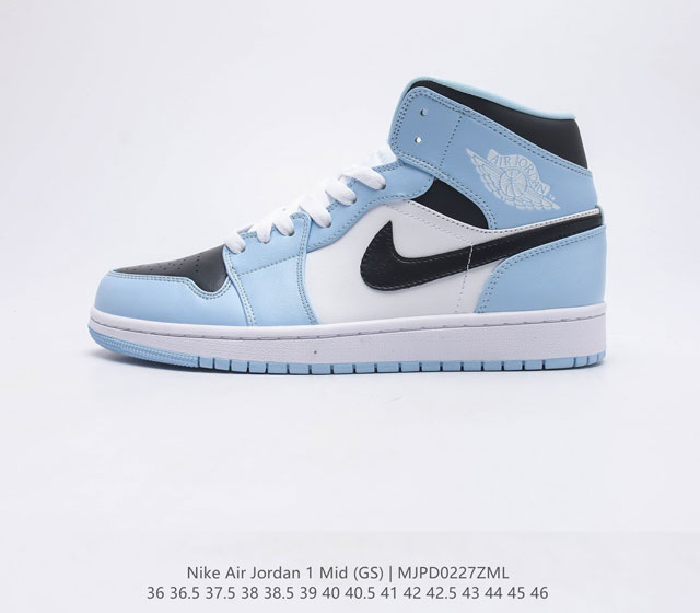 耐克 NIKE AIR JORDAN 1 MID AJ1乔1运动鞋复古休闲篮球鞋 高帮的设计 给人帅气的印象 同时提高了与足部的贴合度 有着不一样的穿着体验