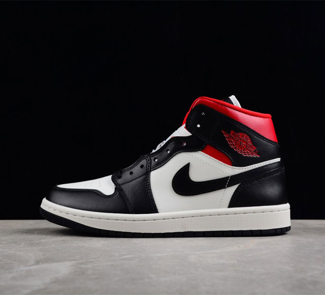 CJ版纯原 Air Jordan AJ1 Mid AJ1 乔1黑白红 中帮篮球鞋 BQ6472 061 尺码 35.5 36 36.5 37.5 38 38.