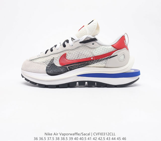 Sacai X NIKe vaporWaffle 华夫三代3.0走秀重磅联名 鞋款由Pegasus与VaporFly两款鞋型的设计元素共同构建 鞋身材质由翻毛