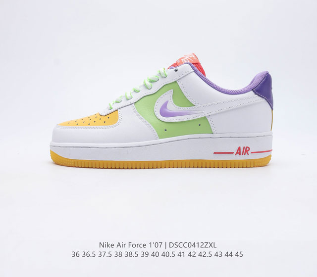 耐克 Nike Air Force 1 07空军一号经典篮球鞋休闲运动鞋 穿上 Air Force 1 07 运动鞋革新经典篮球鞋 助你踢踩跳跺 滑步旋转 自