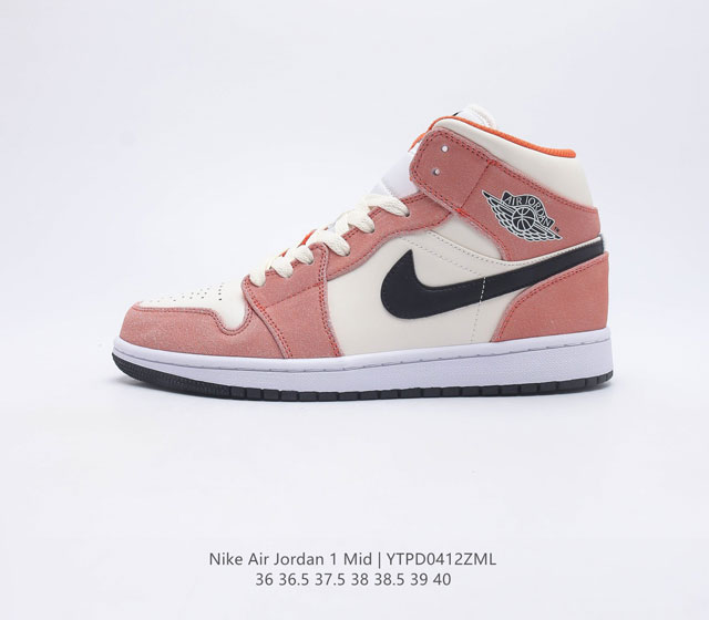 耐克 NIKE AIR JORDAN 1 MID AJ1乔1运动鞋复古休闲篮球鞋 高帮设计 提高了与足部的贴合度 给人不一样的穿着体验 高帮的设计给人帅气的印