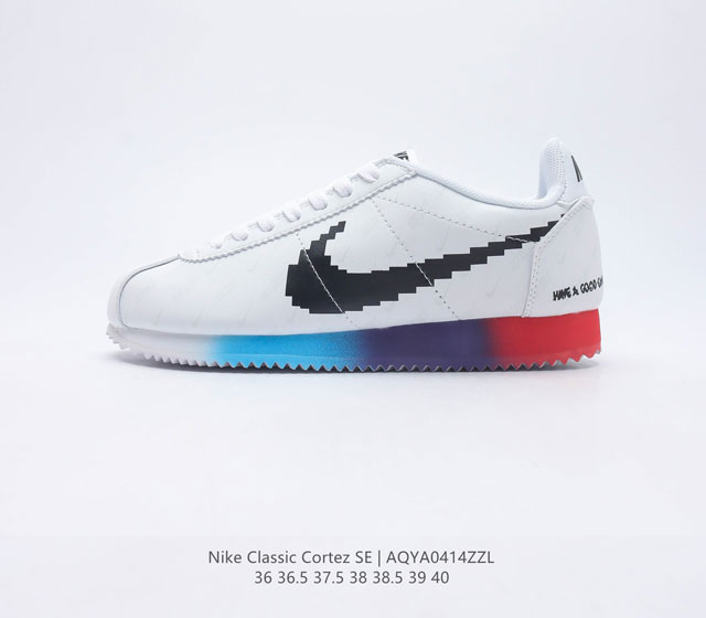 真标 Nike Classic Cortez Nylon 耐克阿甘鞋女子运动鞋 秉承元年款经典风格 糅合防水鞋面设计 令双足保持干爽舒适 防水锦纶鞋面强势抵御