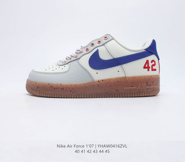 耐克 Nike Air Force 1 07 空军一号低帮百搭休闲运动板鞋 柔软 弹性十足的缓震性能和出色的中底设计 横跨复古与现代的外型结合 造就出风靡全球