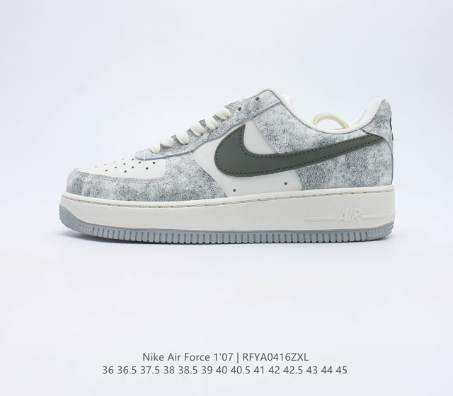 耐克 Nike Air Force 1 07 空军一号低帮百搭休闲运动板鞋 柔软 弹性十足的缓震性能和出色的中底设计 横跨复古与现代的外型结合 造就出风靡全球