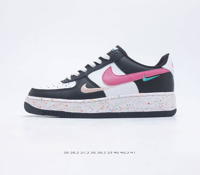 耐克 Nike Air Force 1 LV8 空军一号运动鞋 设计灵感源自摔跤运动 助你发挥天赋 震撼全场 华丽设计搭配优质皮革 结合以冠军腰带为灵感的鞋带