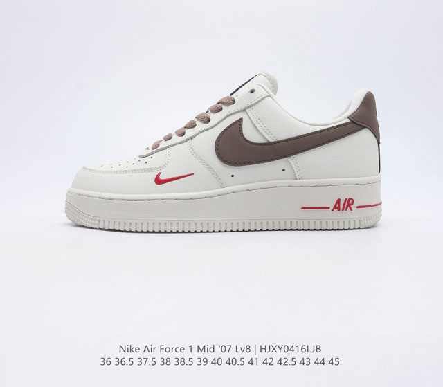 耐克 Nike Air Force 1 LV8 空军一号运动鞋 设计灵感源自摔跤运动 助你发挥天赋 震撼全场 华丽设计搭配优质皮革 结合以冠军腰带为灵感的鞋带扣