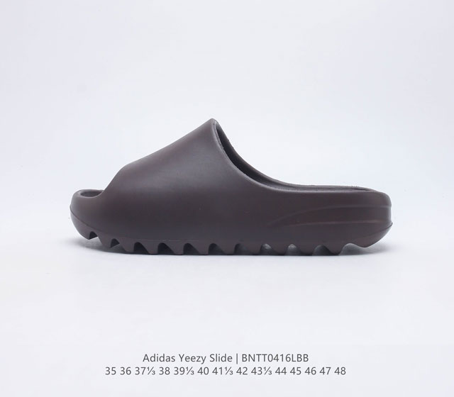 公司级 阿迪达斯 Adidas YEEZY SLIDE 经典运动拖鞋时尚厚底增高男女一字拖鞋 YEEZY SLIDE椰子拖鞋的外观十分吸引人 融合了舒适与时尚的