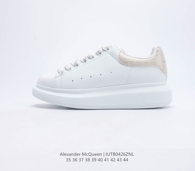 热销经典款 AlexanderMcQueen 亚历山大 麦昆MCQ 情侣款运动小白鞋厚底增高闪尾光滑牛皮平底鞋休闲鞋 时尚男女板鞋潮运动鞋 火爆到大街小巷无人