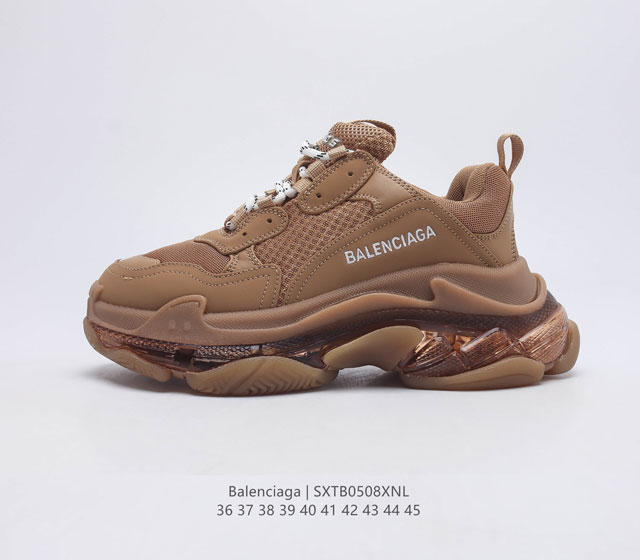 巴黎世家 Balenciaga Triple S 正确字体电绣 粗细 位置 大小正确侧边TPU 透气孔匹配意产原版正确八层分离大底 TPU软底 原版一致 Ba